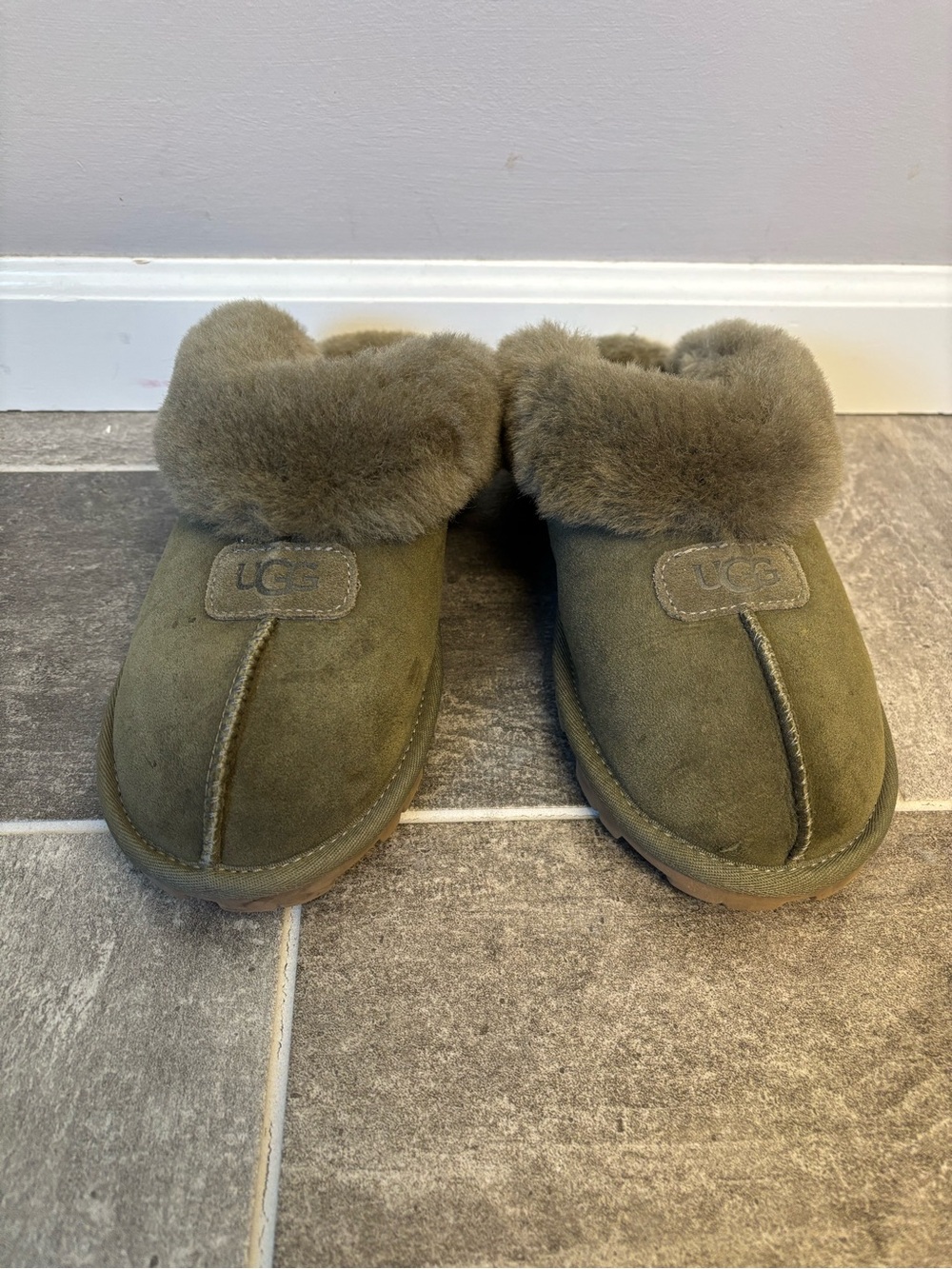UGG Women’s Coquette Slippers in Burnt Olive, Size 10